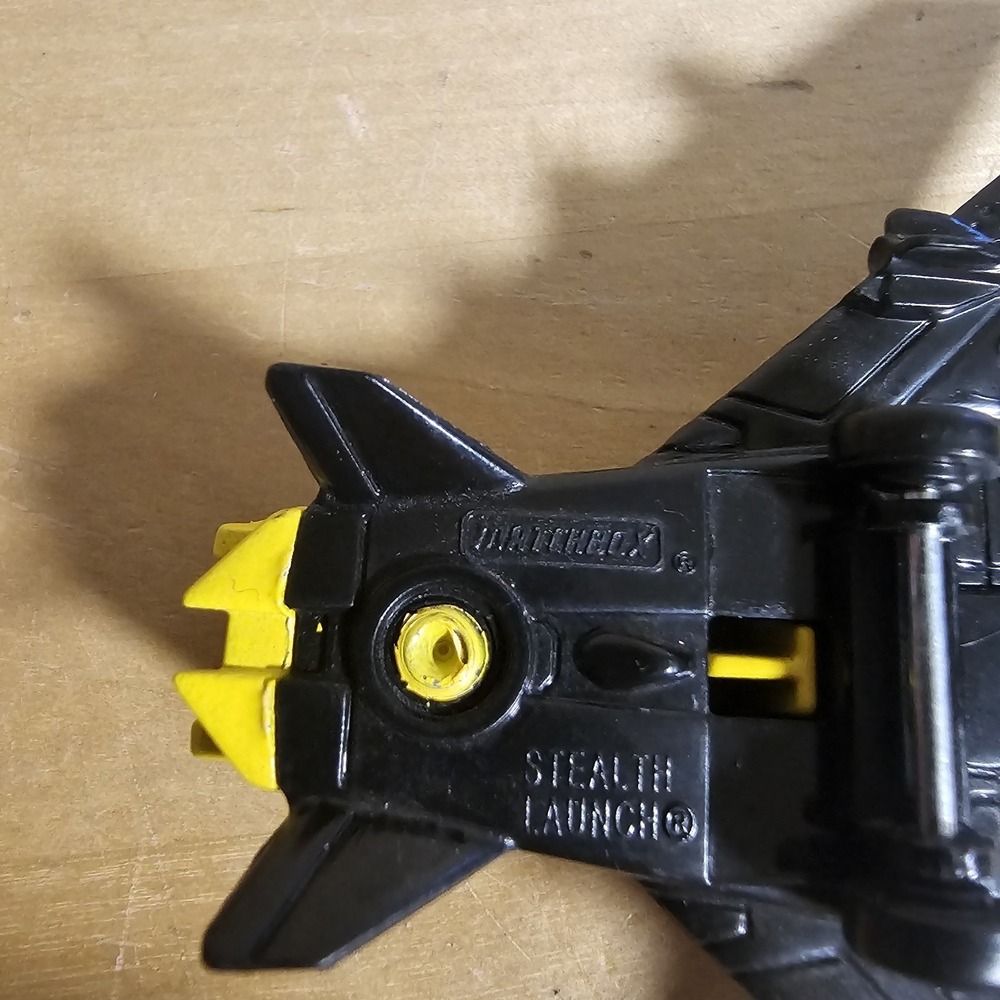 MatchBox Stealth Launch SB92 2010 Mattel Yellow & Camo - Picture 10 of 10